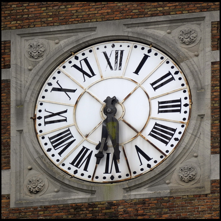 Horloge du beffroi d'Armentières.