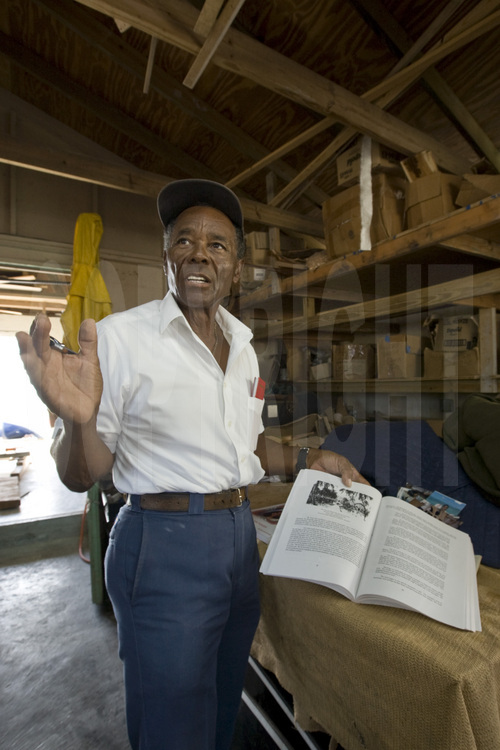 Bimini Island : Ansil Saunders est un des spécialistes de la pêche au 