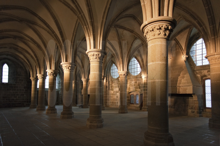 Située au second niveau de la Merveille, la salle des Chevaliers a été construite au XIIIe siècle. Les moines travaillent dans cette salle, de style gothique.