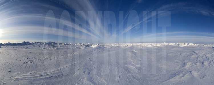 22 avril - 18h : panorama de la banquise à 90° Nord, au Pôle exactement, côté Russie.