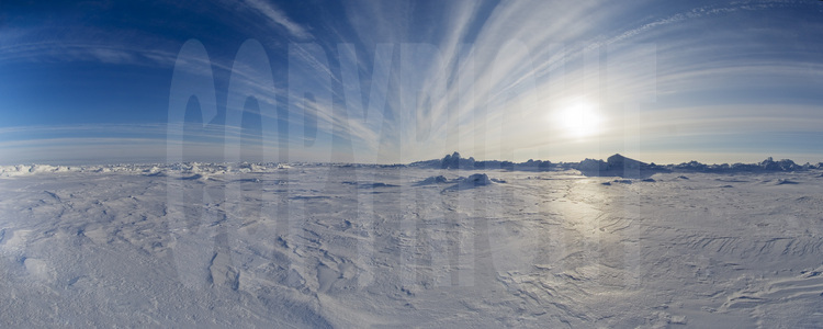 22 avril - 18h : panorama de la banquise à 90° Nord, au Pôle exactement, côté Canada.
