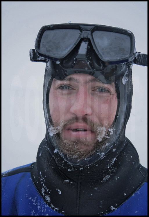 Première plongée sous la glace. Jérôme Boutin après son voyage initiatique sous la banquise.