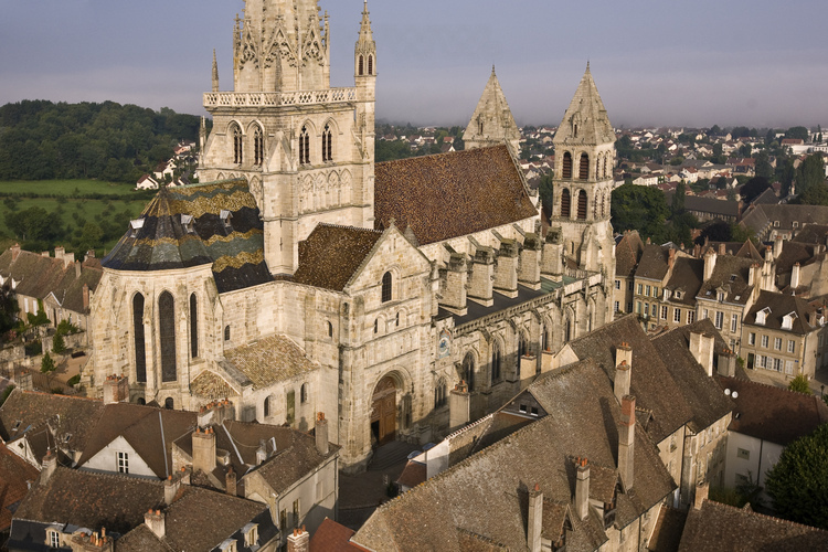 Autun :  la cathédrale Saint Lazare.