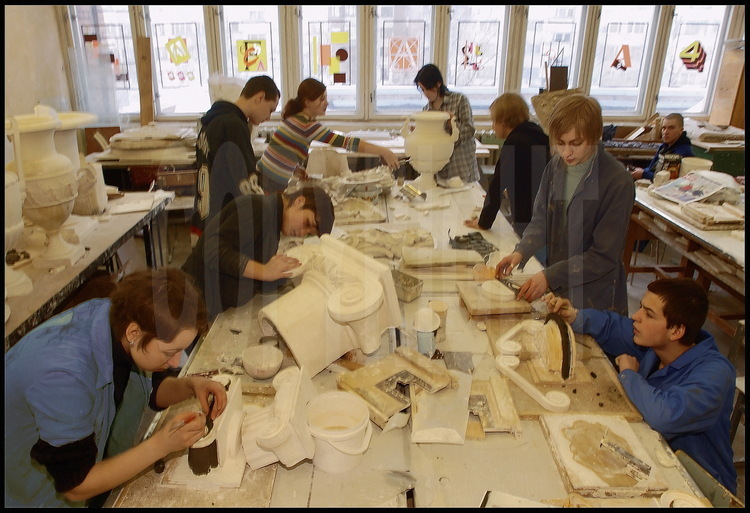 St Petersburg Restoration School:  in the light of the celebration of the 
city's tricentennial, the students reconstruct the decorative elements that 
have been destroyed or that have disappeared from the main monuments of the 
former Imperial Russian capital.