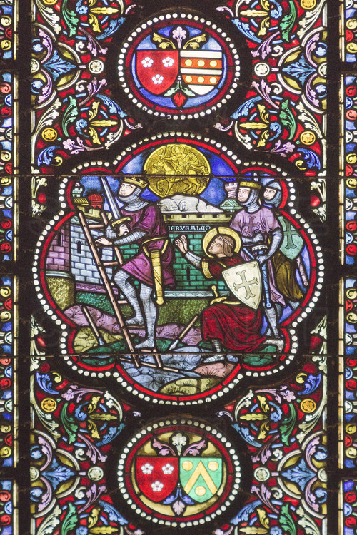 Lille - Cathédrale Notre Dame de la Treille : vitraux des absides latérales nord. // Lille - Cathedral Notre Dame de la Treille : stained glasses of northern side apses.