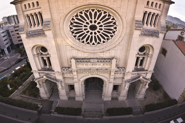 Marseille : la basilique du Sacré Cœur.