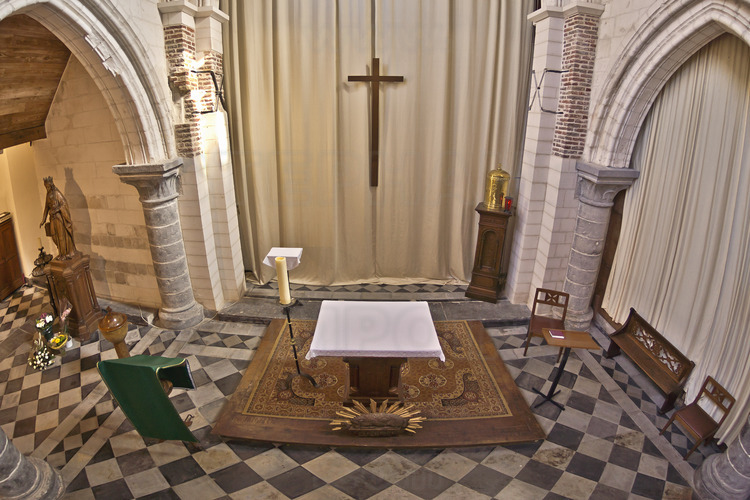 Lille - La chapelle de la Réconciliation. // Lille - The Chapel of Reconciliation.
