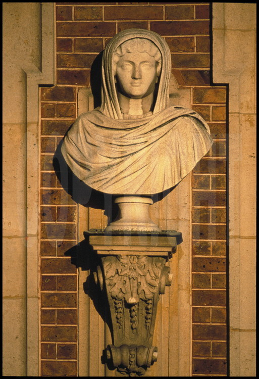 Buste de Matrone, femme à l’antique.