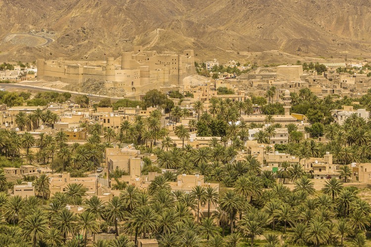 Oman. Le fort médiéval de Bahla, classé au patrimoine mondial de l'Unesco. // Oman. The Medieval fort of Bahla, a UNESCO World Heritage Site.
