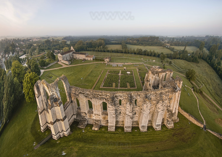 Vendée (85) - Abbaye de Maillezais // France - Vendée (85) - Abbaye de Maillezais