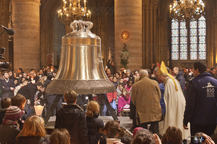 February 2, 2013: Baptism of bells in the cathedral of Notre Dame. Cardinal André Vingt Trois (miter), archbishop of Paris, who presides over the ceremony of baptism of each bell.