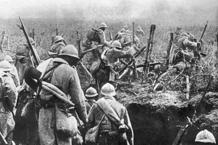 Battles of Champagne: Trenches of hand Massiges during the Great War. (This historic photo archive is not available for sale and only presented here to set the context).