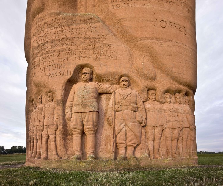 Battles of the Marne : Victory Monument of the Marne at Mondement. In the shape of a gigantic milestone of 35.5 meters high, the monument commemorates the first battle of the Marne (September 1914). At the base of the monument, a bas-relief representing the effigies of the generals commanding armies in battle. Above, carved in stone, the order of 6 September 1914, signed by french General Joffre : 