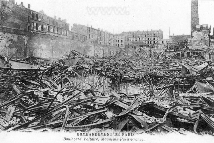 Bombardment of Paris by the German gun nicknamed the 