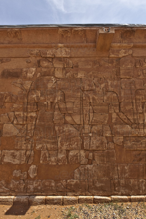 Located 100 km southwest of Meroe, the site of Mussawarat was an important place of pilgrimage to the Meroitic period. Here, south exterior wall of the temple of God Lion 
