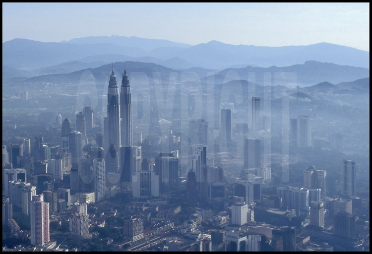 Les Petronas Towers vues depuis le Nord.