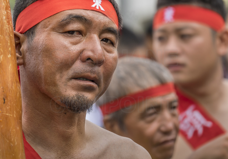 Japon - Okinawa Island - Naha : le festival Tsunahiki, compétition annuelle de tir à la corde entre plusieurs quartiers de Naha.